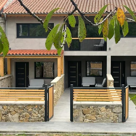 Cerecera Apartman *